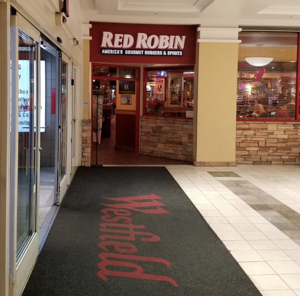 Red Robin Gourmet Burgers and Brews - Westfield Topanga Mall - Closed