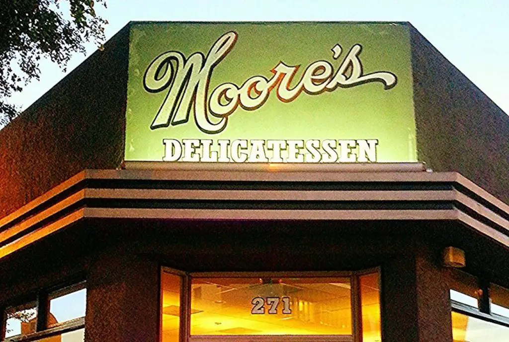 Moore’s Deli Burbank Closed