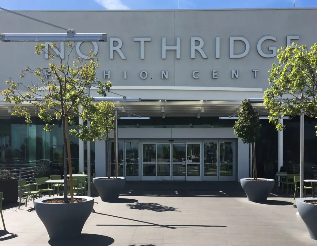 Northridge Fashion Center_level_2_entrance