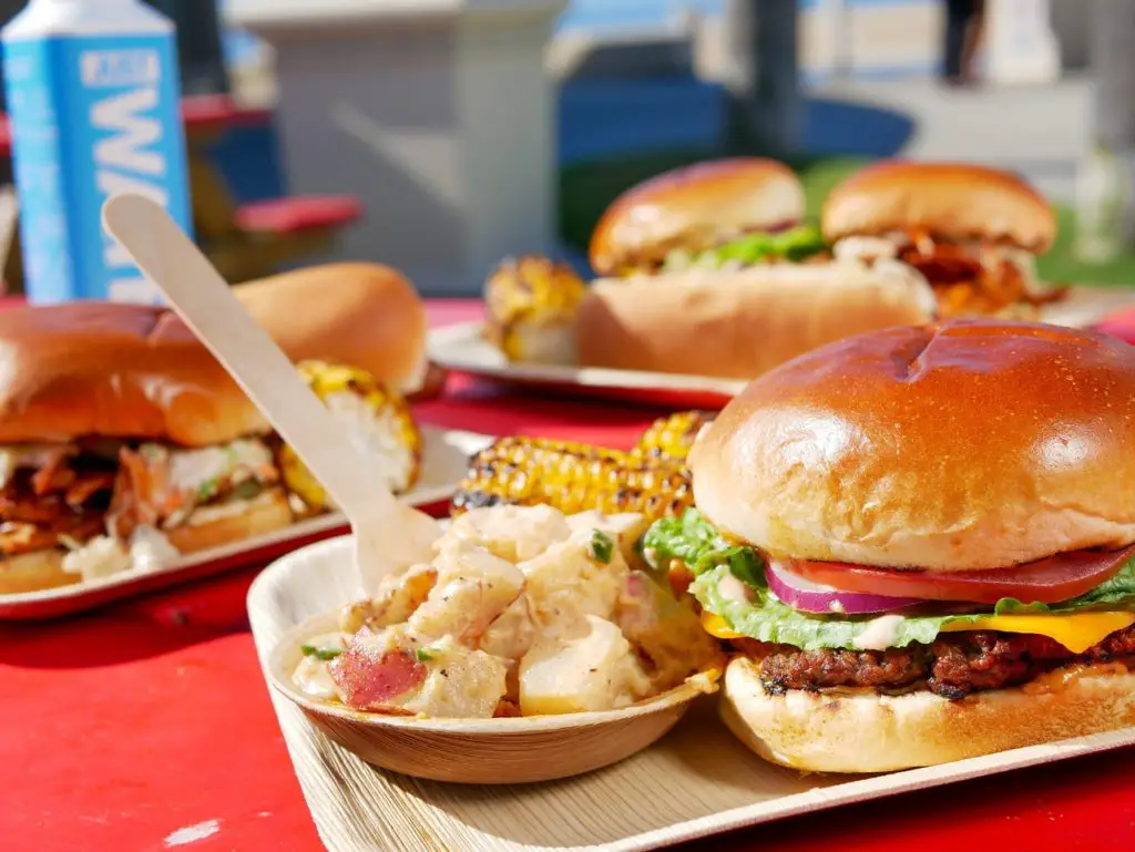 Veggie Grill Returns to West Hollywood