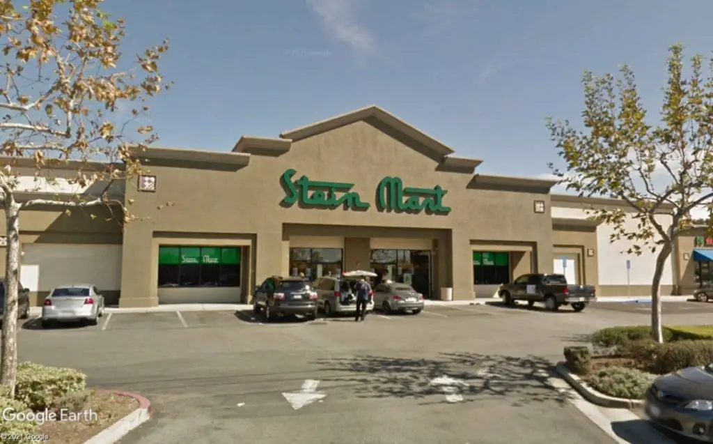 Total Wine and More Replacing Stein Mart in San Dimas