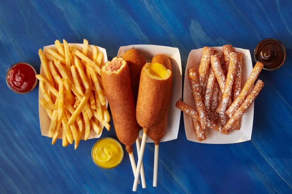 Hot Dog on a Stick Returning to Muscle Beach