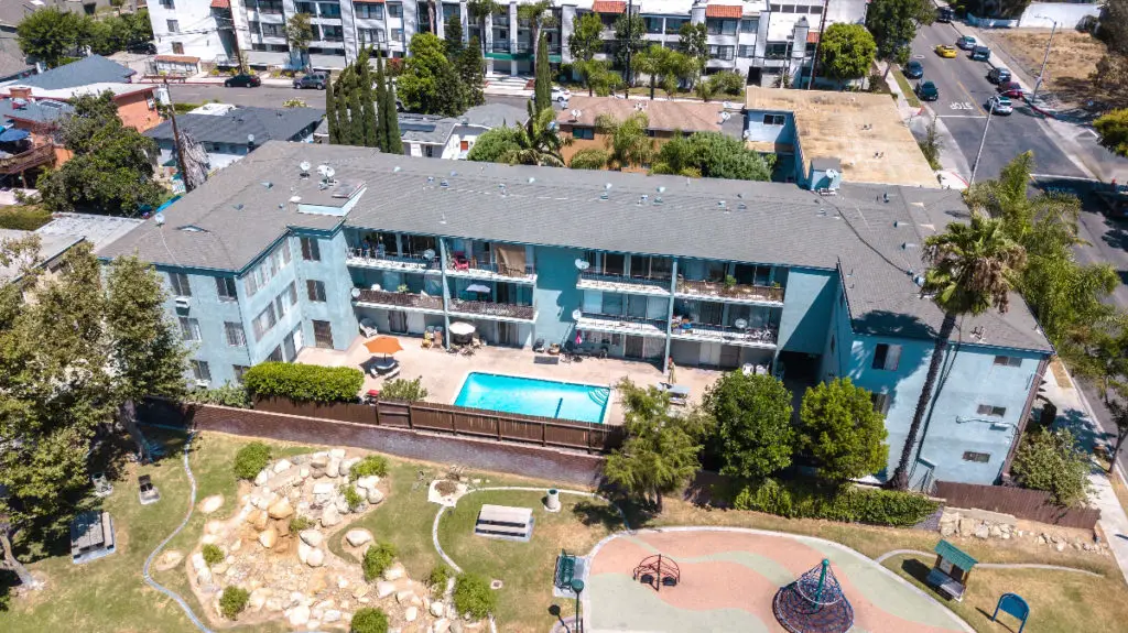 Stepp Commercial Completes $9.325 Million Sale of 24-Unit Apartment Property in Signal Hill, California