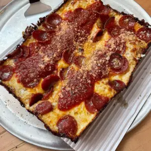 The Incoming Topanga Social Will Have a Pan Pizza Concept