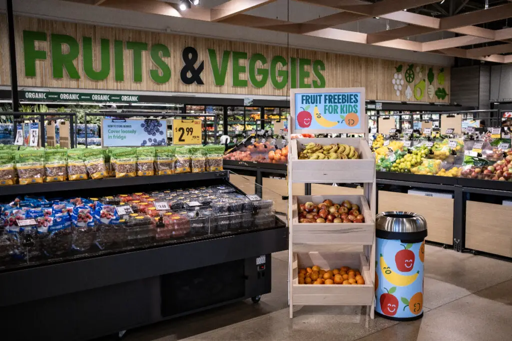 Amazon Fresh Brings New Grocery Experience to Fontana